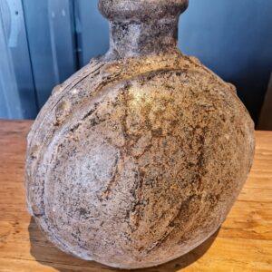 stoere robuuste aardewerk vaas