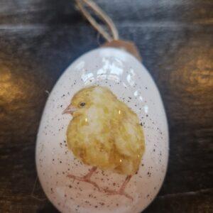 Decoratieve eieren voor in de paas tak